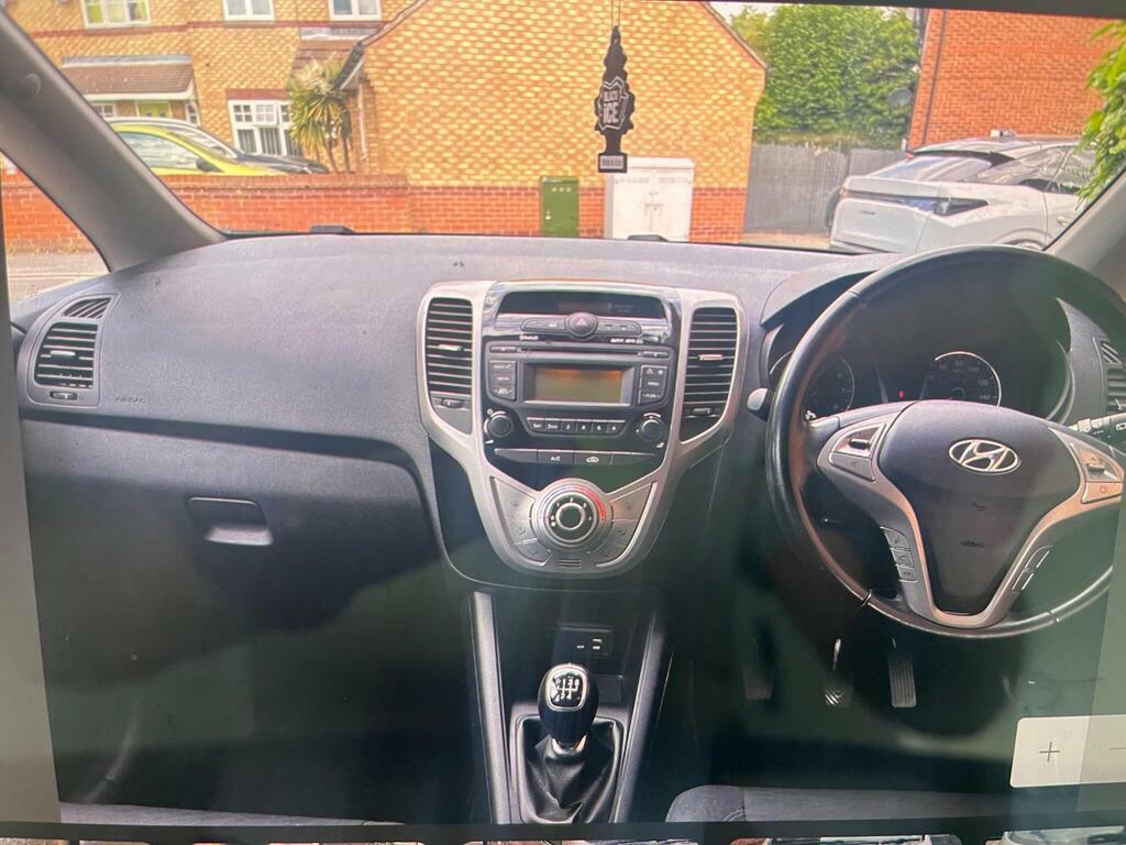 Hyundai Ix20 1.4 Blue Drive Se Euro 6 S S Silver #5
