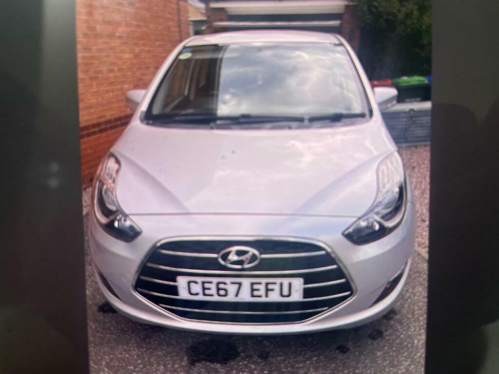 Hyundai Ix20 1.4 Blue Drive Se Euro 6 S S Silver #2
