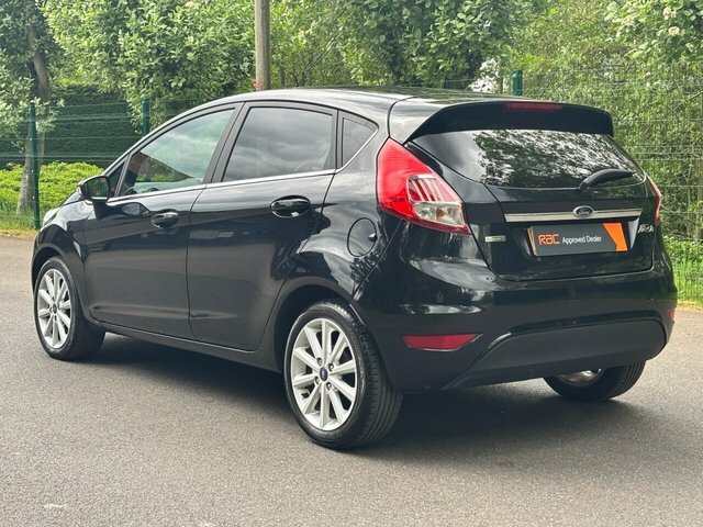 Ford Fiesta Ecoboost Titanium Hatchback EN65LKO Black #6