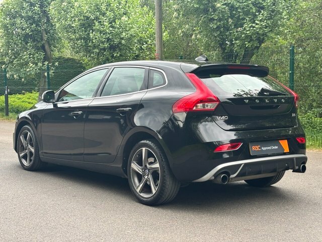 Volvo V40 T3 R-design Lux Nav Black #6