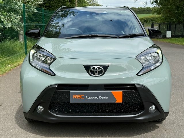 Toyota Aygo X Vvt-i Edge Hatchback EA75UDP Green #3