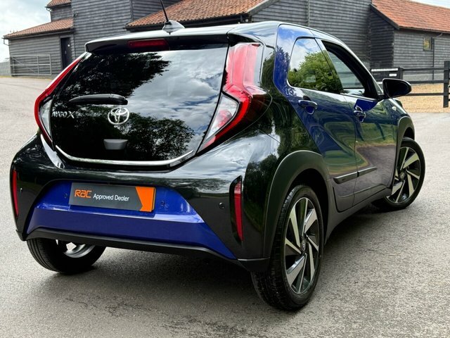 Toyota Aygo X Vvt-i Edge Hatchback EK25HLZ Blue #2