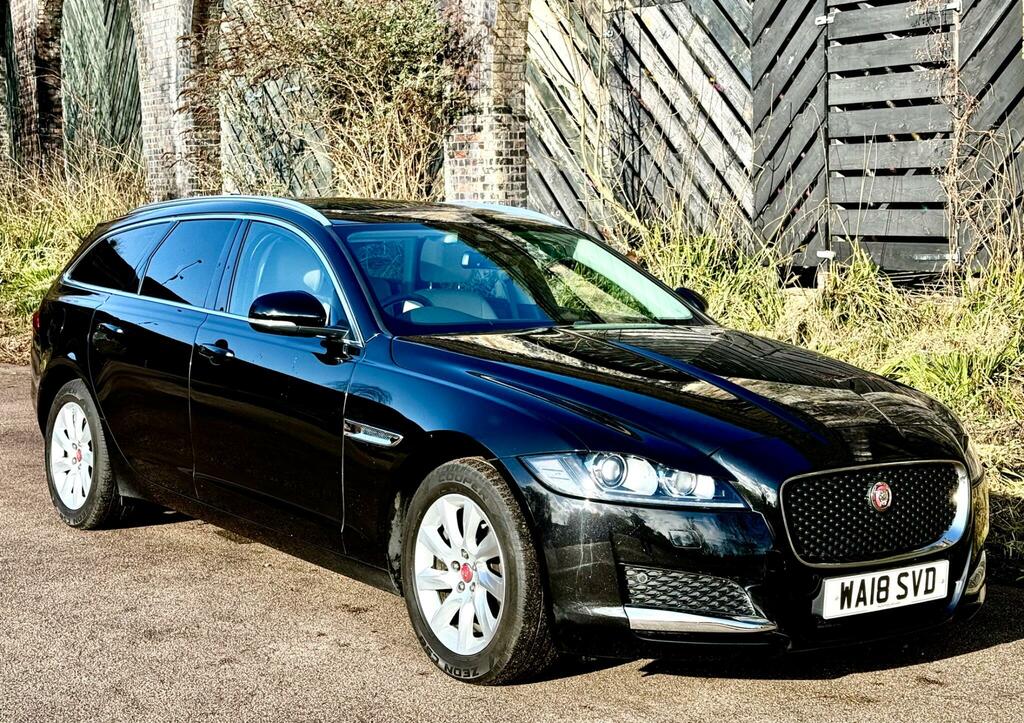 Jaguar XF 2.0D Prestige Sportbrake Awd Euro 6 Ss WA18SVD Black #2
