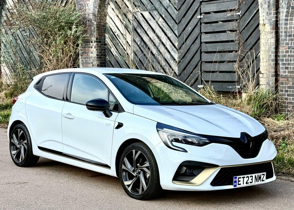 Renault Clio 1.6 E-tech E-tech Engineered Euro 6 Ss ET23NMZ White #2