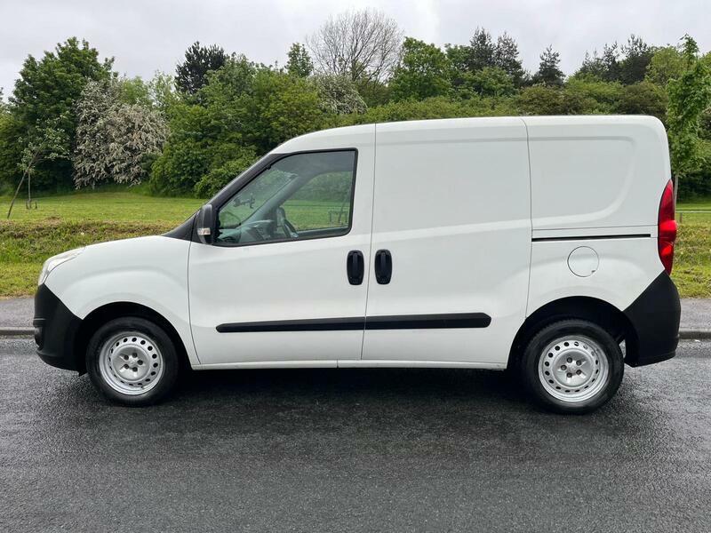 Vauxhall Combo 1.3 Cdti 2000 Ecoflex 16V Panel Van Man White #4