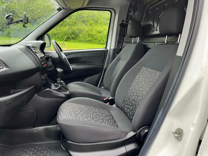 Vauxhall Combo 1.3 Cdti 2000 Ecoflex 16V Panel Van Man White #6