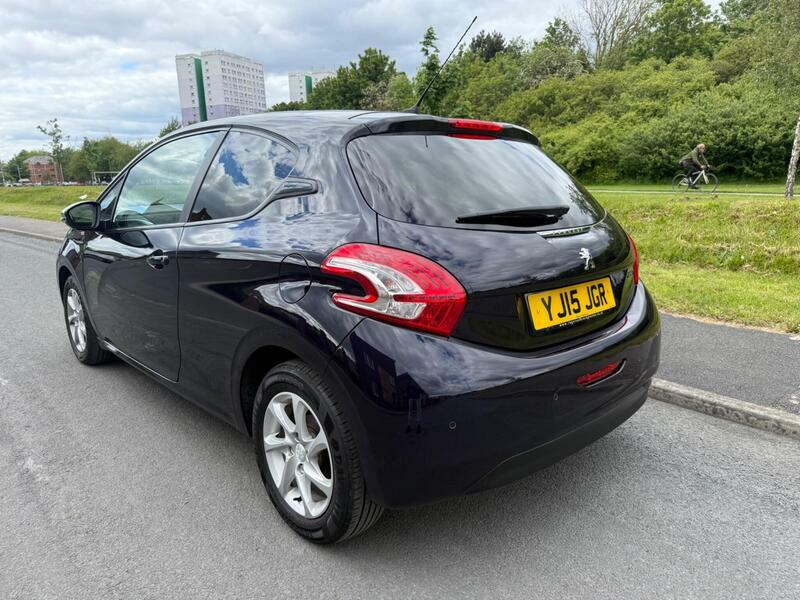Peugeot 208 1.2 Vti Puretech Style Euro 6 Blue #4