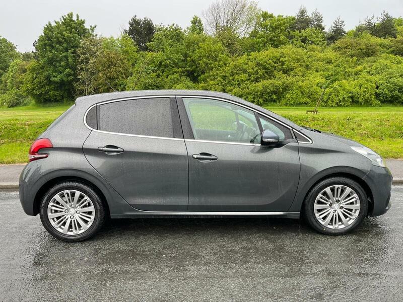Peugeot 208 1.6 Bluehdi Allure Euro 6 Grey