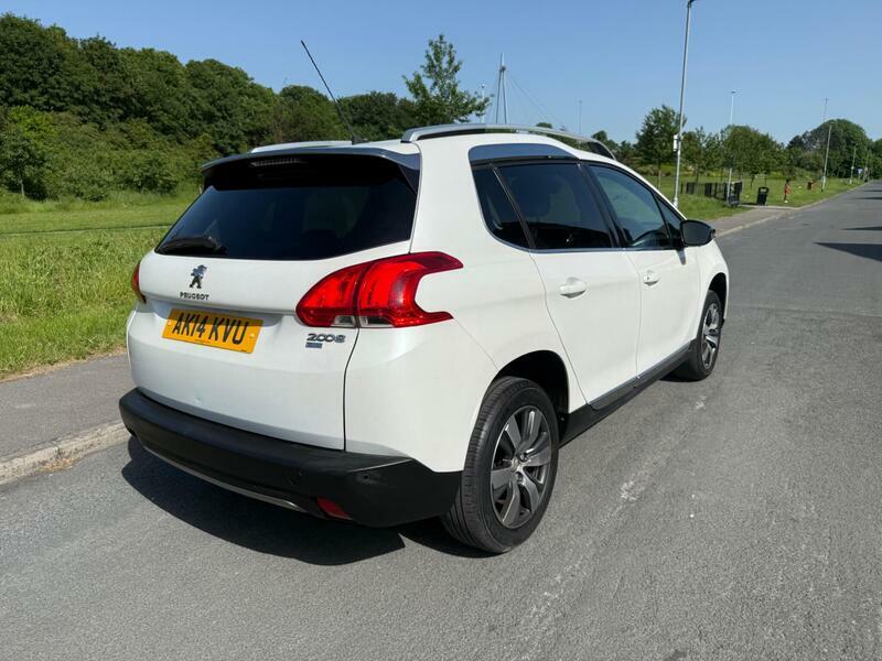 Peugeot 2008 1.6 E-hdi Allure Euro 5 Ss AK14KVU White #2