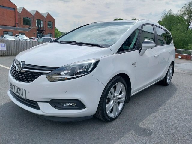 Vauxhall Zafira Tourer Mpv BD17UZU White #6