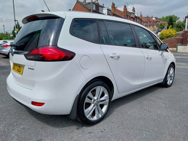 Vauxhall Zafira Tourer Mpv BD17UZU White #3