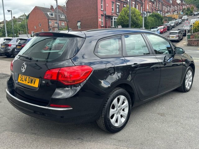 Vauxhall Astra Estate SL14DWV Black #3