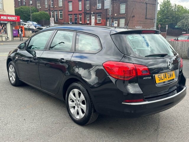 Vauxhall Astra Estate SL14DWV Black #5