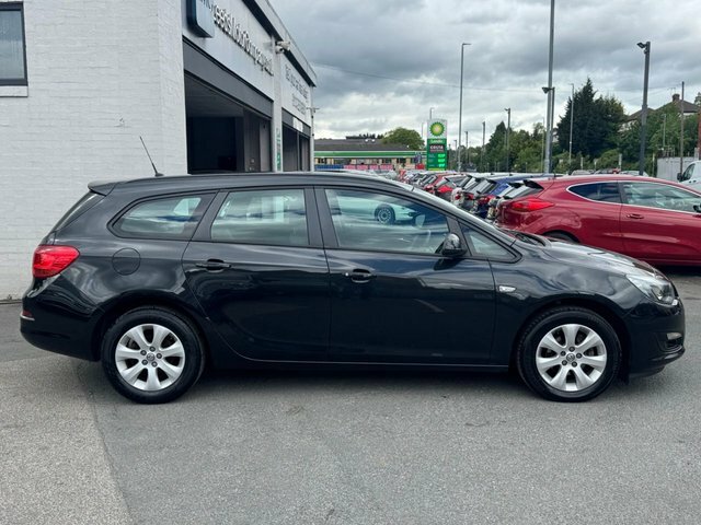 Vauxhall Astra Estate SL14DWV Black #2