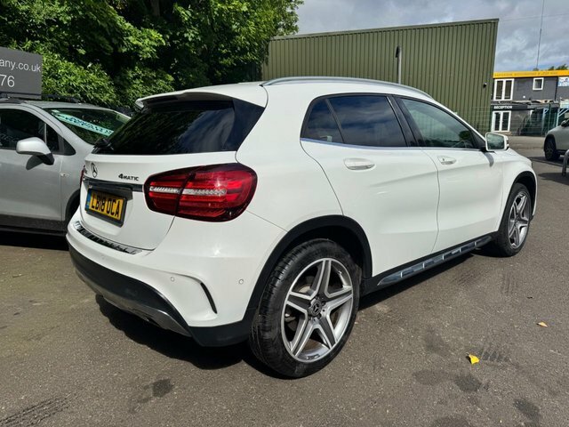 Mercedes-Benz GLA Class Suv LB18OCA White #5