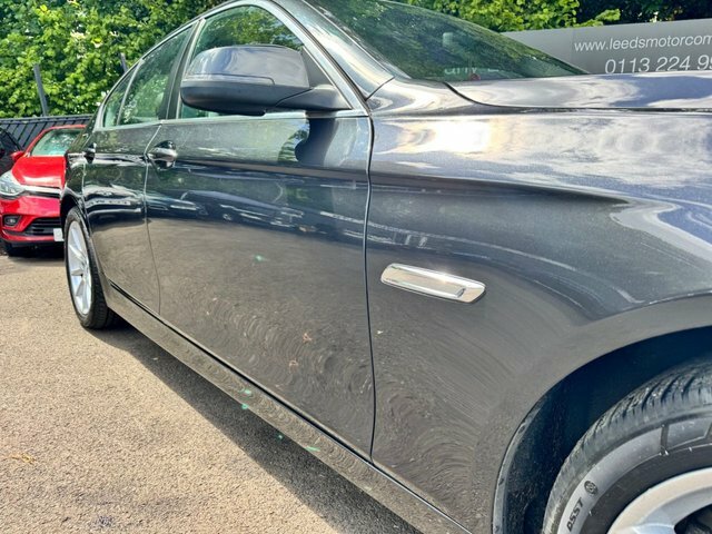 BMW 5 Series Saloon BJ15JJE Grey #3