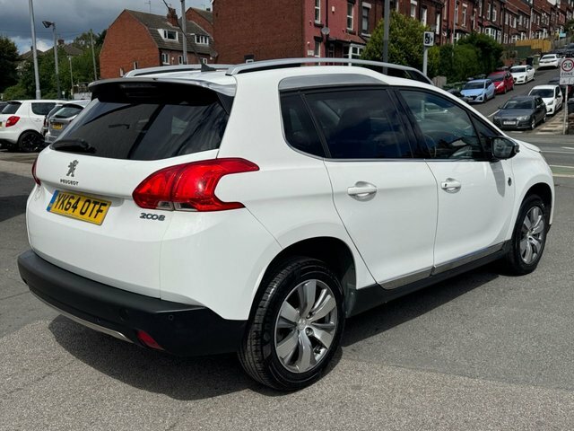 Peugeot 2008 Suv White #3