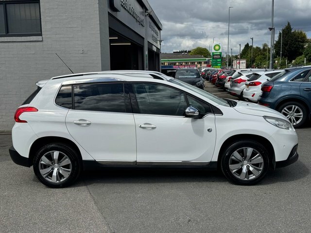 Peugeot 2008 Suv White #2