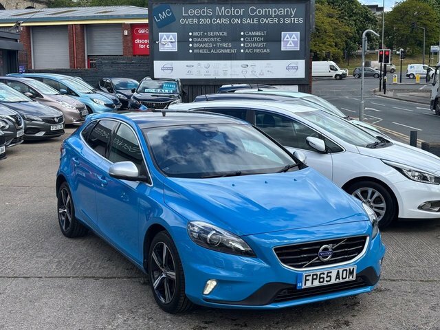 Volvo V40 Hatchback FP65AOM Blue #2
