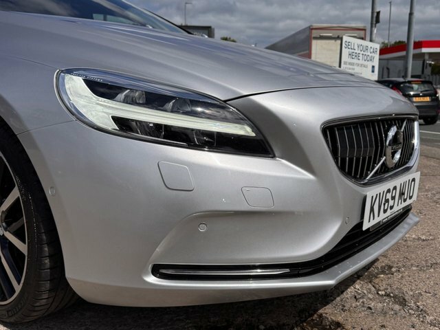 Volvo V40 Hatchback KV69MUO Silver #4