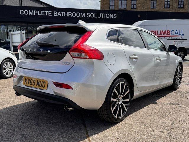 Volvo V40 Hatchback KV69MUO Silver #6