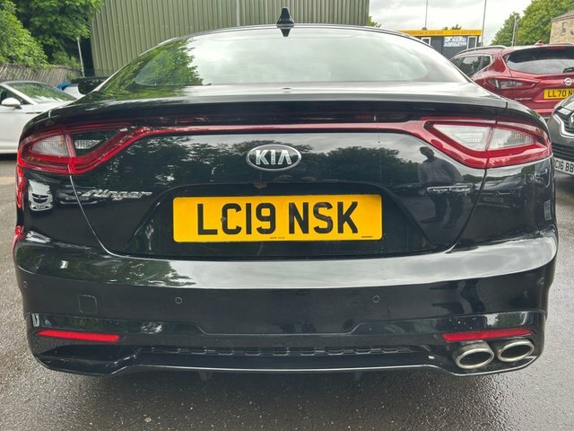 Kia Stinger Hatchback Red #5