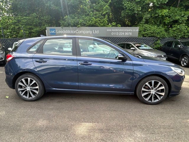 Hyundai I30 Hatchback RO67PFE Blue #2