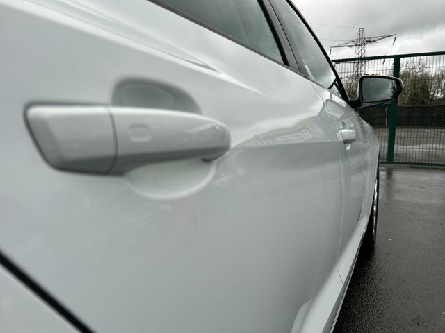 Audi A1 Hatchback ST20ORL White #4