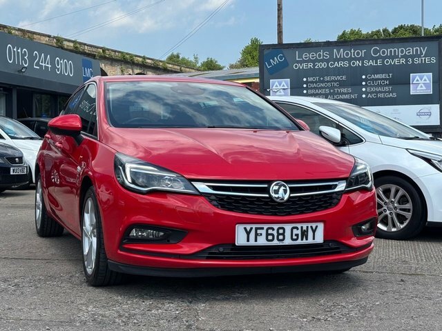 Vauxhall Astra Hatchback YF68GWY Red #3