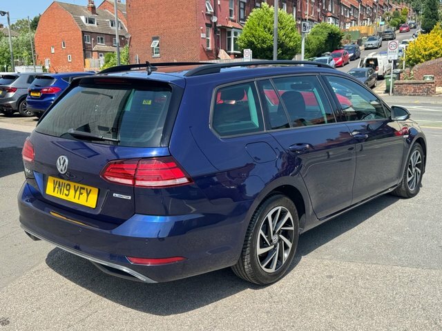 Volkswagen Golf Estate VN19YFY Blue #3