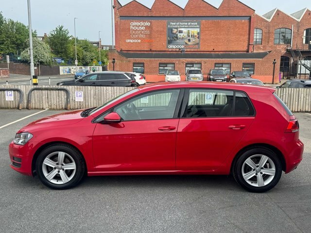 Volkswagen Golf Hatchback Red #6