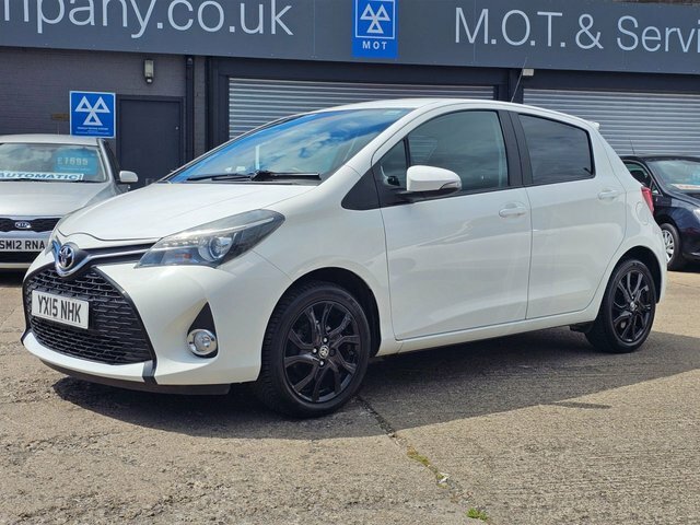 Toyota Yaris Hatchback YX15NHK White #4