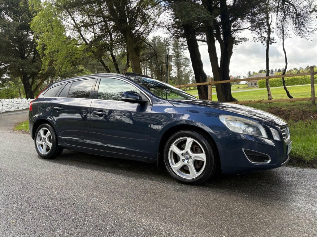 Volvo V60 2.4 D5 Se Lux Euro 5 Ss AF12SMV Blue #2
