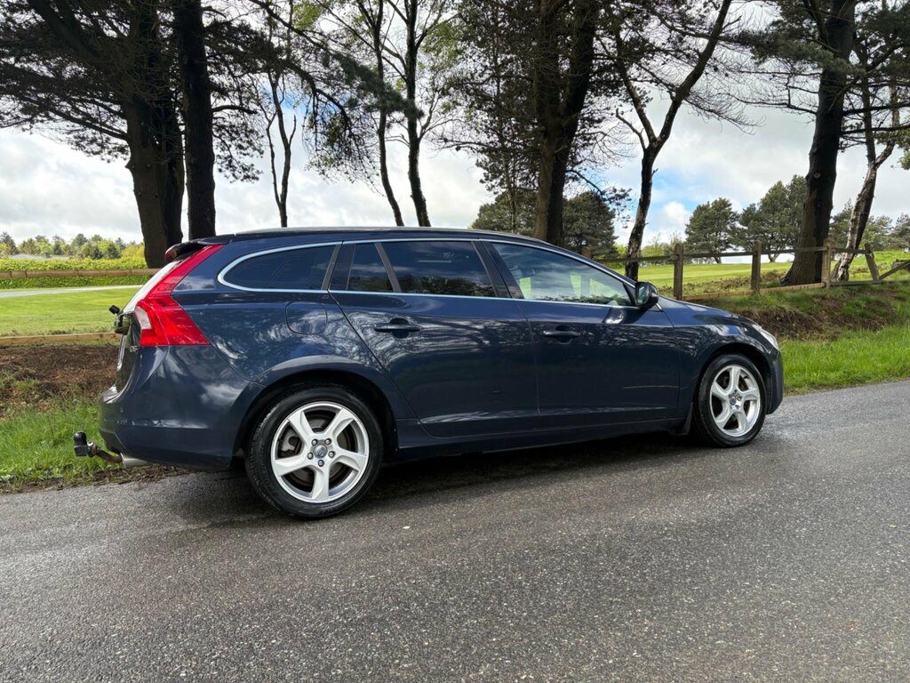 Volvo V60 2.4 D5 Se Lux Euro 5 Ss AF12SMV Blue #5
