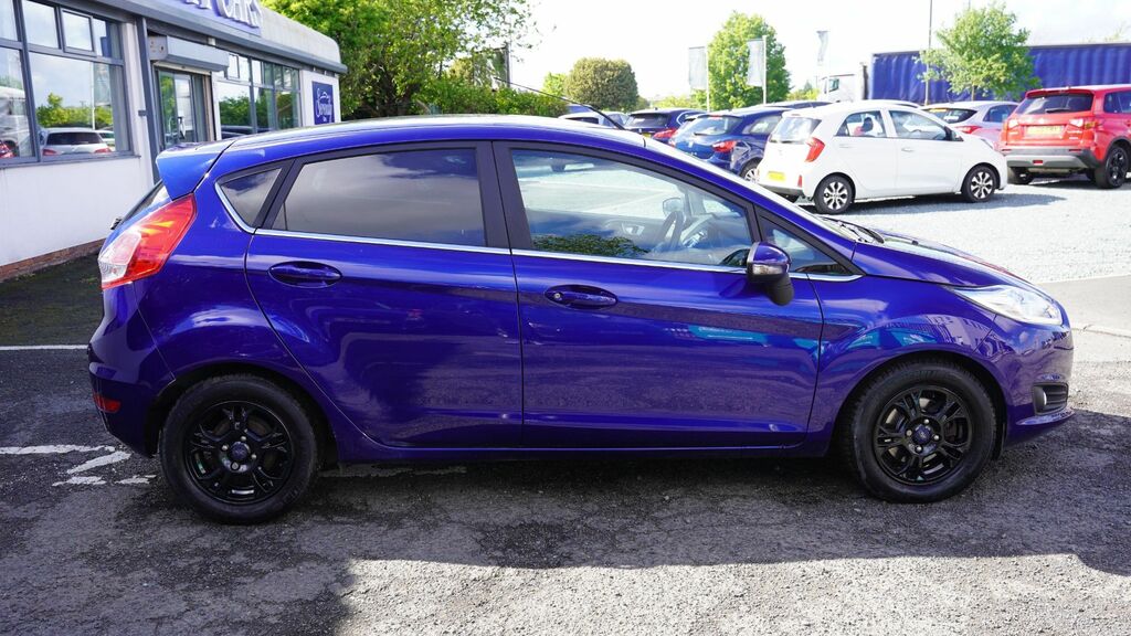Ford Fiesta 2015 1.5 Tdci Econetic Titanium Hatchback Dies EX65KUS Blue #5