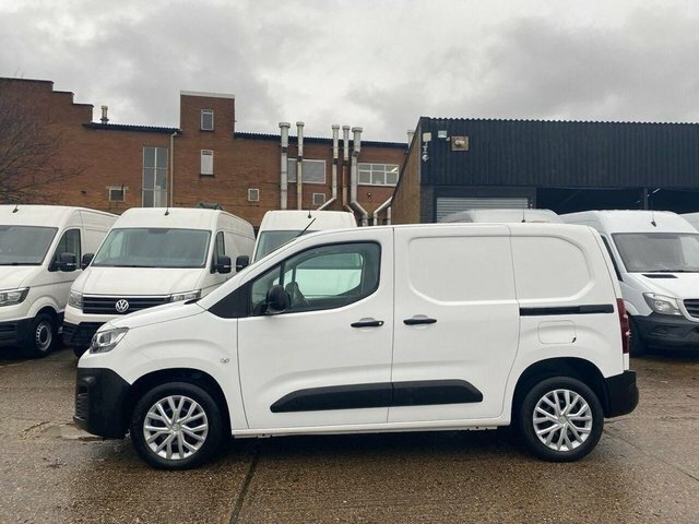 Citroen Berlingo 1.5 1000 Enterprise Pro LA71EOT White #2