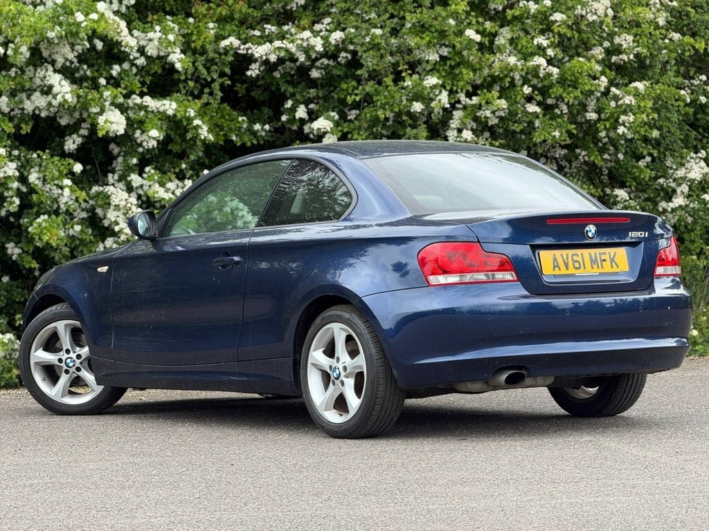 BMW 1 Series 2L Se Blue #2