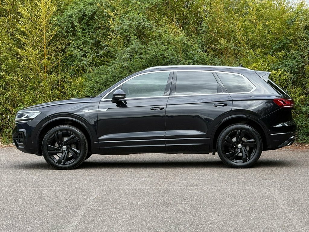 Volkswagen Touareg 3L R-line Tech RJ68PYW Black #4