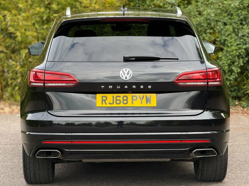Volkswagen Touareg 3L R-line Tech RJ68PYW Black #6