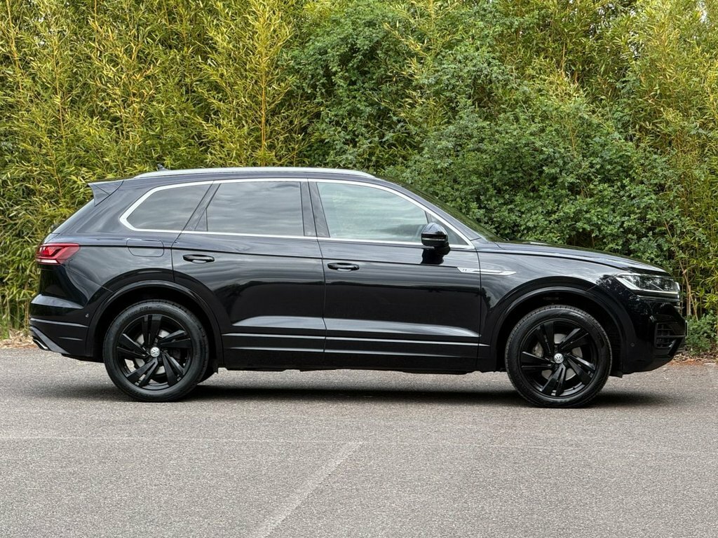 Volkswagen Touareg 3L R-line Tech RJ68PYW Black #3