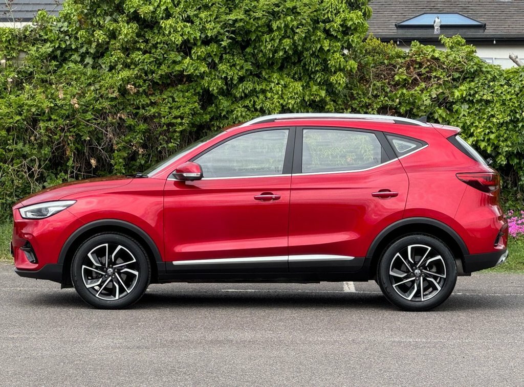 MG ZS 1L Exclusive YC71ZXB Red #4