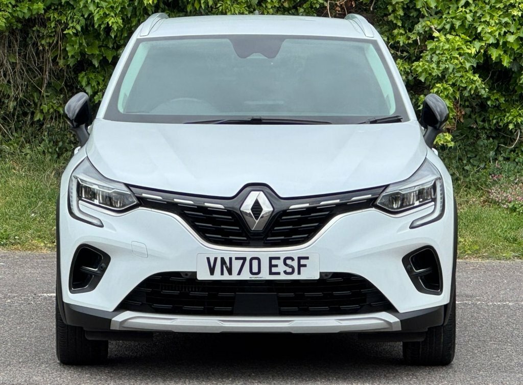 Renault Captur 1.3L S Edition VN70ESF White #5