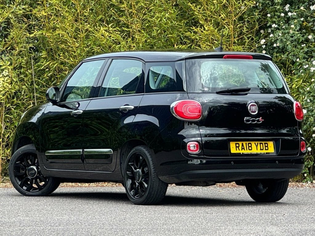 Fiat 500L Mpw Mpw 1.6 Multijet Pop Star 120 Bhp Black #2