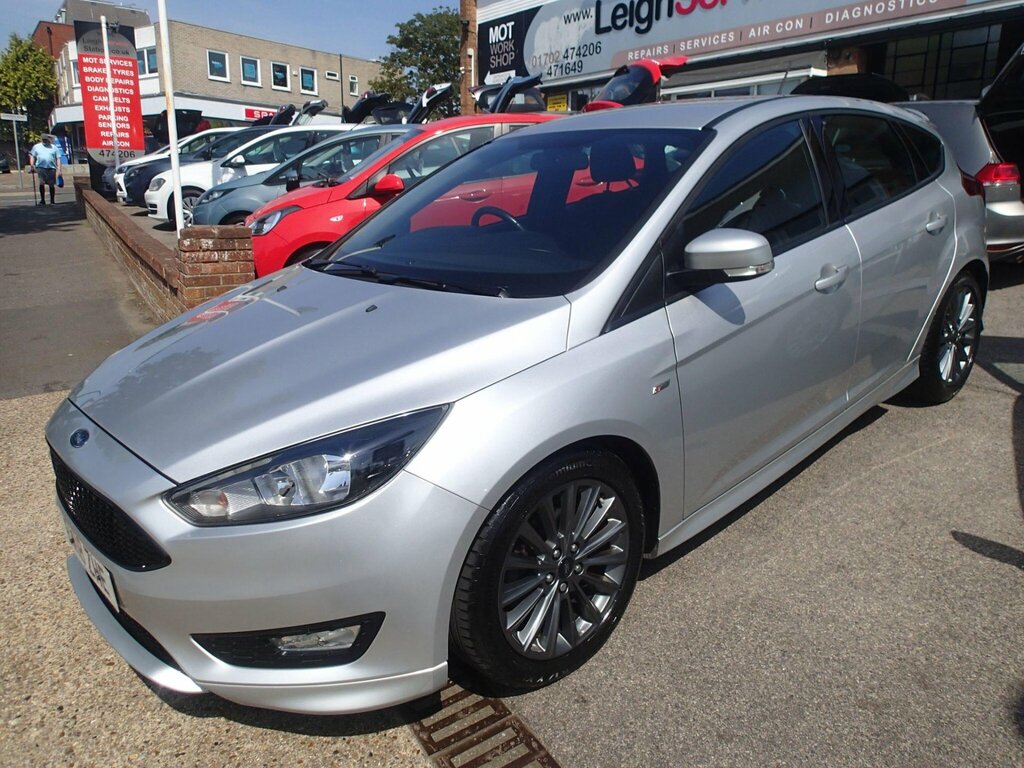 Ford Focus 1.0T Ecoboost St-line Euro 6 Ss BW18ZHE Silver #2