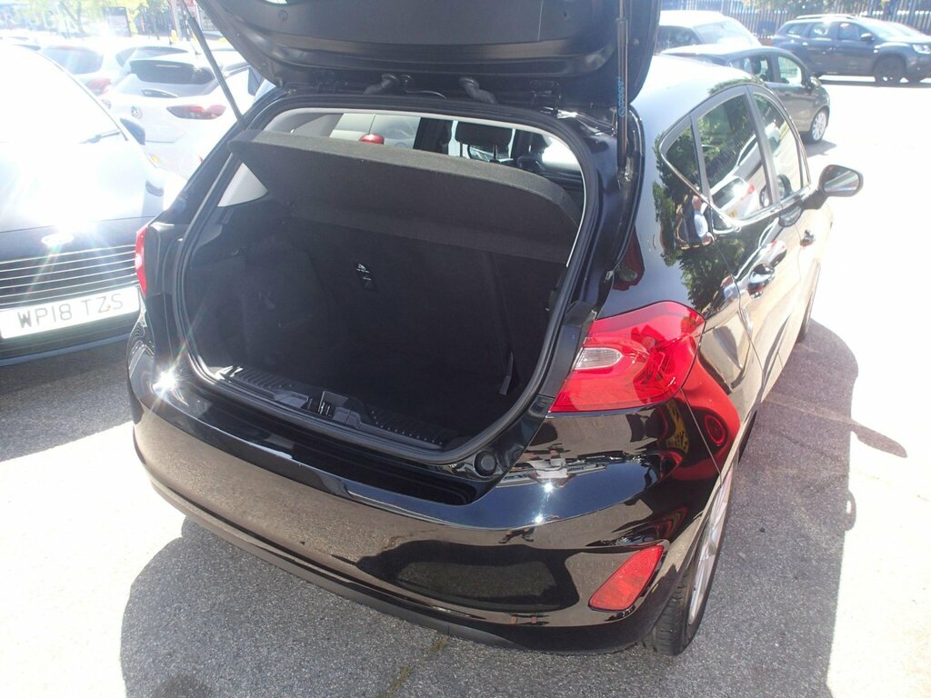 Ford Fiesta 1.0T Ecoboost Titanium Euro 6 Ss YE68FUW Black #4