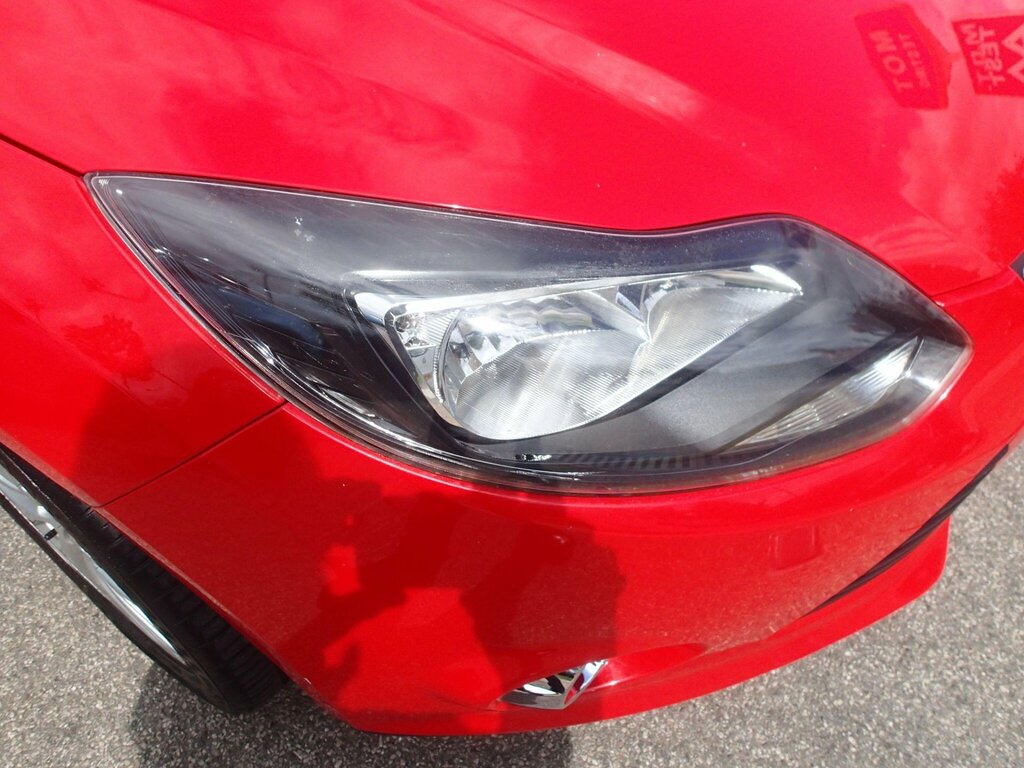 Ford Focus 1.0T Ecoboost Zetec Euro 5 Ss BT64GNU Red #6