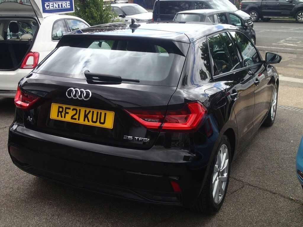 Audi A1 1.0 Tfsi 25 Sport Sportback Euro RF21KUU Black #3