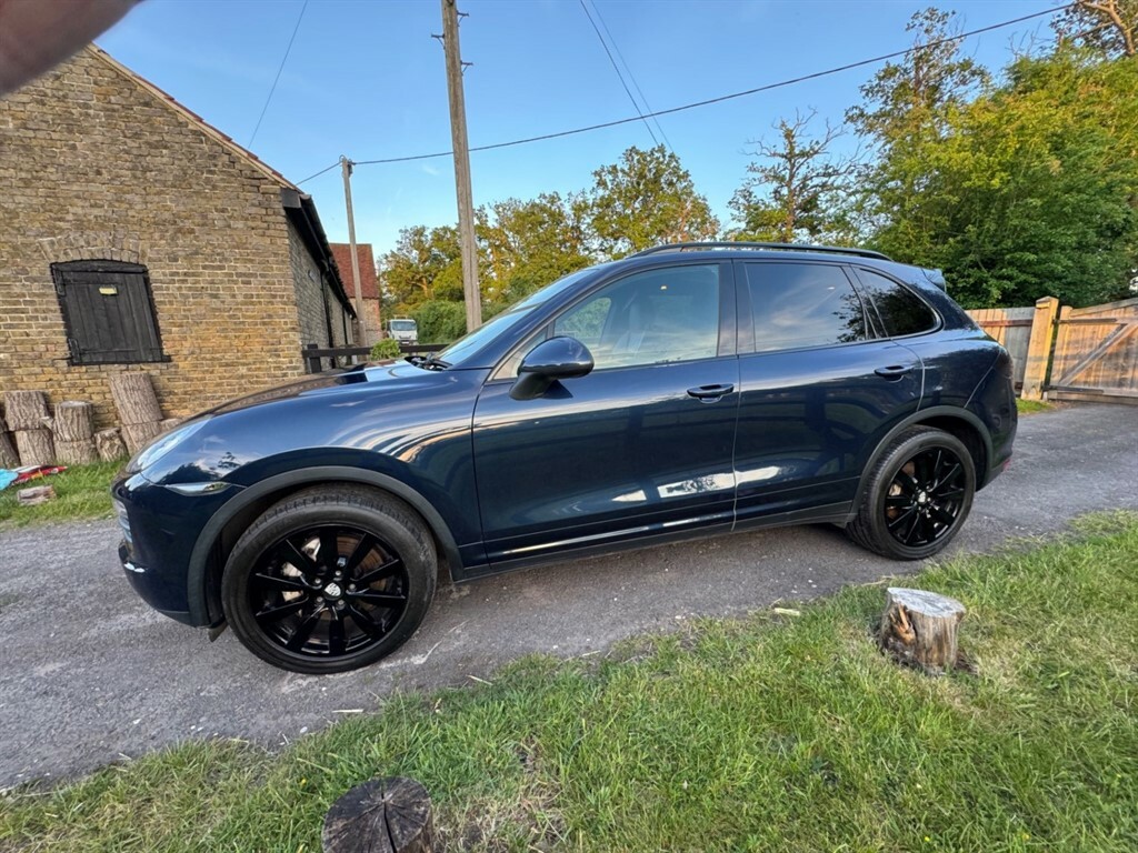 Porsche Cayenne 3.0 L S Hybrid Tiptronic S Blue #4
