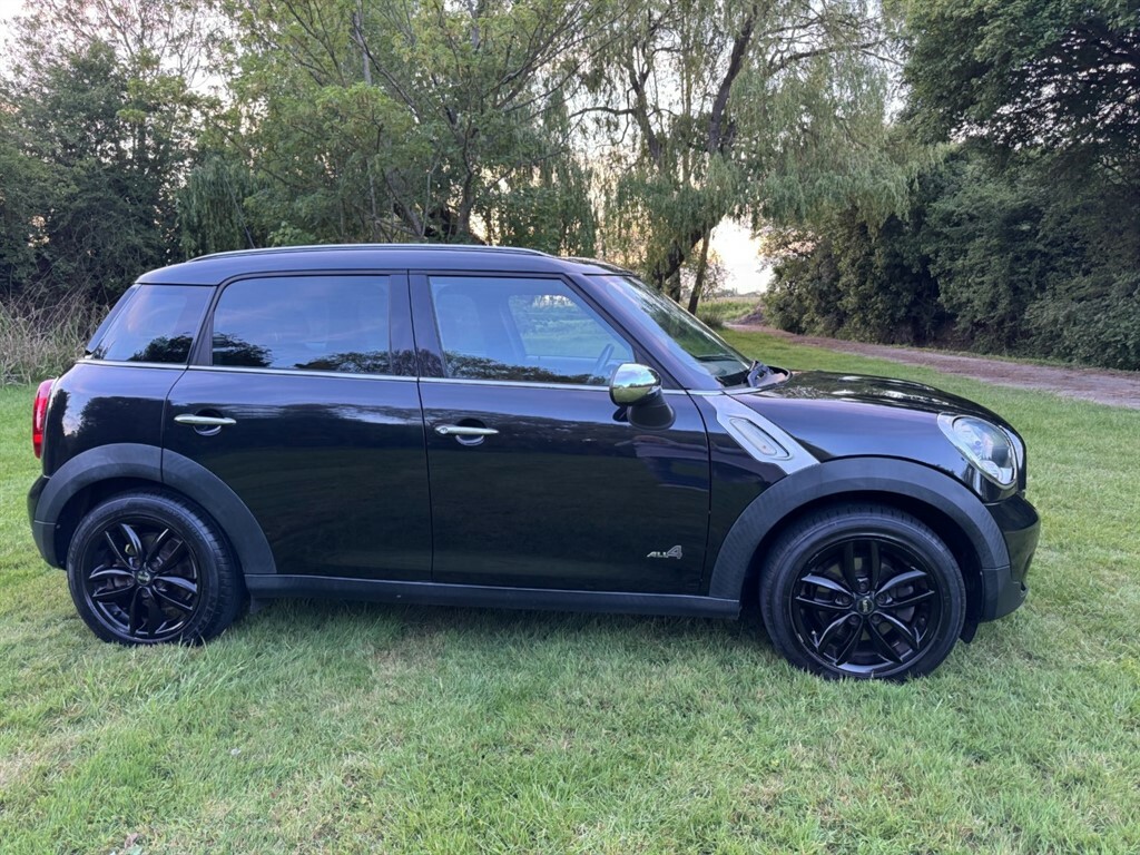 Mini Countryman 1.6 L Cooper D All4 Black #4