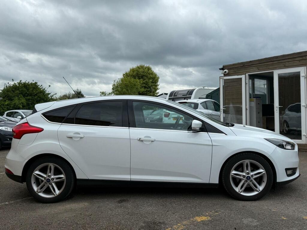 Ford Focus Hatchback 1.5 Tdci Titanium Euro 6 Ss 2016 FM16JUC White #3